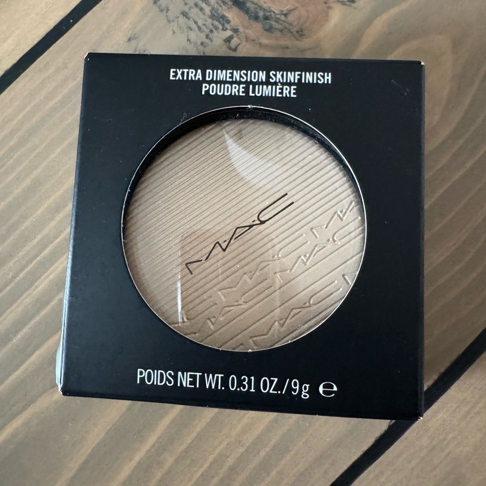 MAC EXTRA DIMENSION SKINFINISH HIGHLIGHTER In Double Gleam Beige Silver NWB!